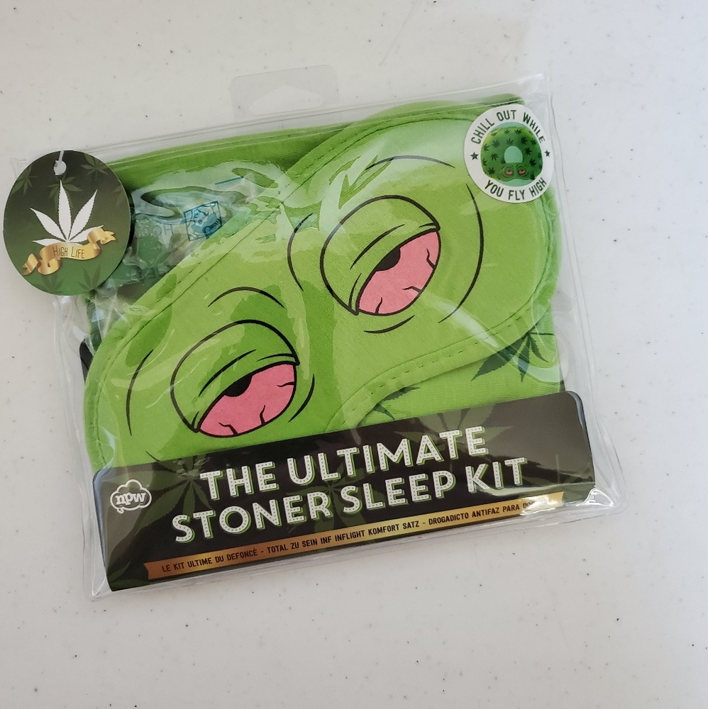The Stoner Sleep Kit Head Rest, Eye Mask, Ear Plug